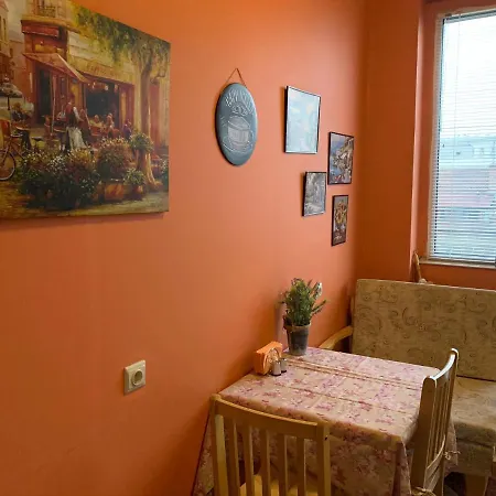 Fantastic 2 Bedroom - Top Center Sofia